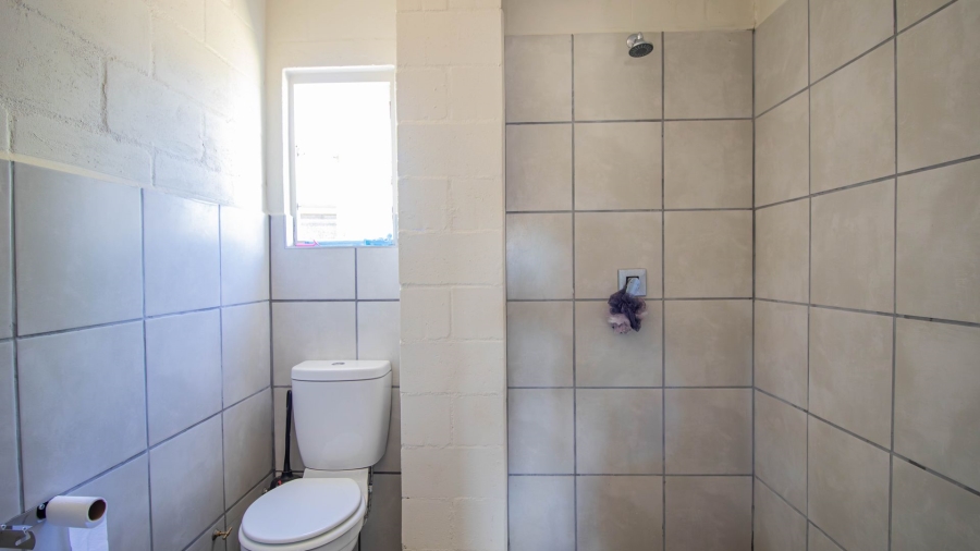 3 Bedroom Property for Sale in Hooikraal Western Cape